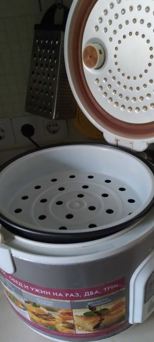 Мультиварка Скарлет 3л