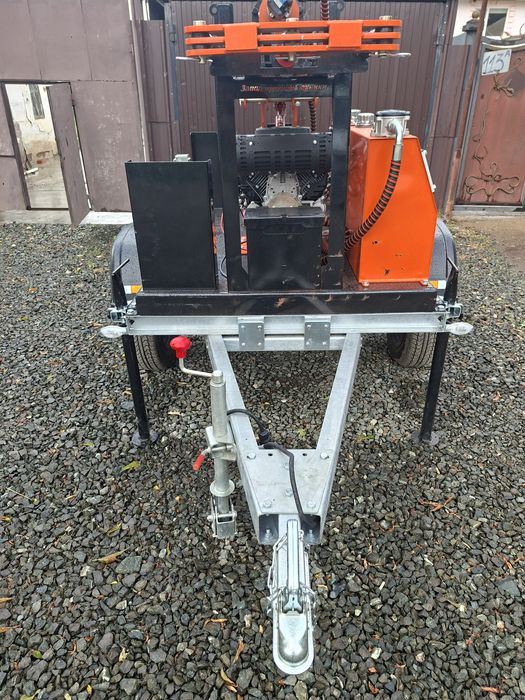 Продам буровой станок.