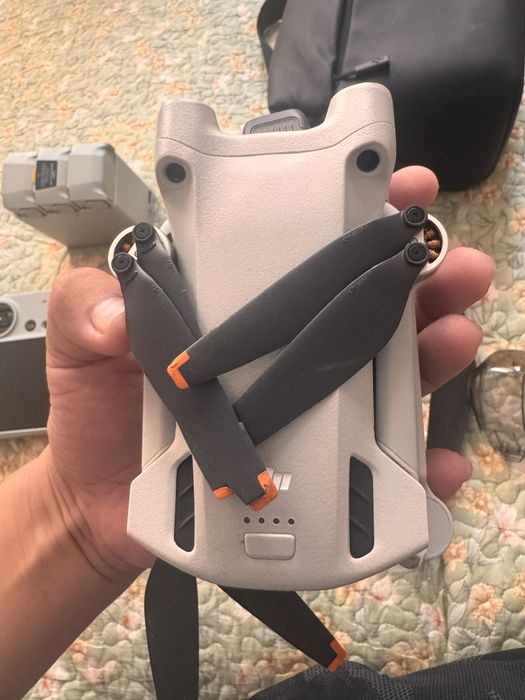 Продам dji mini 3 pro