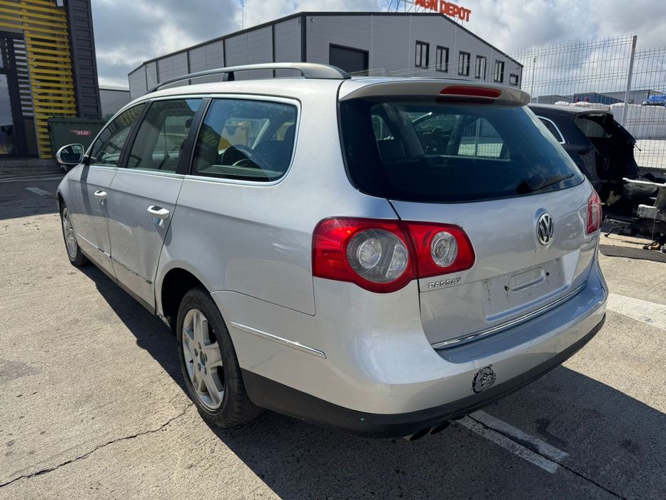 Dezmembrez / Dezmembrari / Piese / Accesorii Vw passat b6 2008 2.0 tdi cbab break