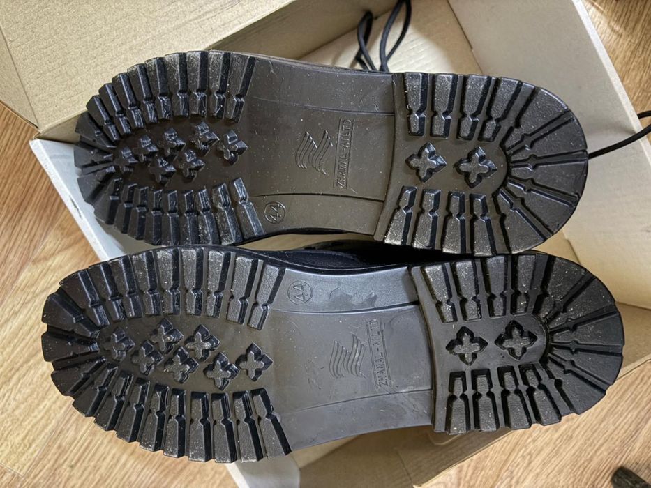 Продам новые берцы