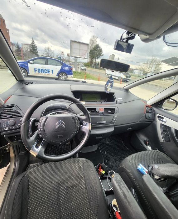 Citroen c4 grand picasso pret fix