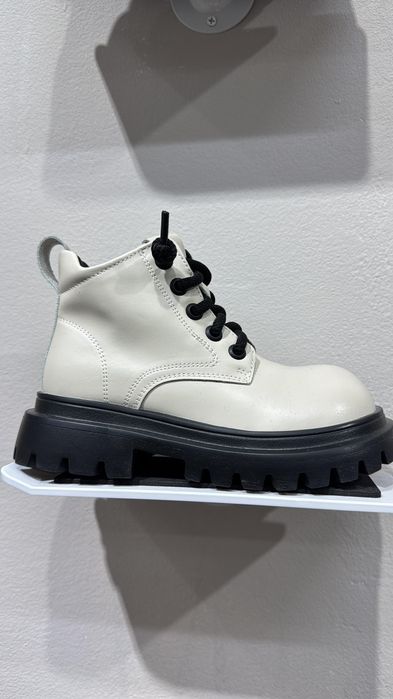 Обувь весна на девочку.Новая