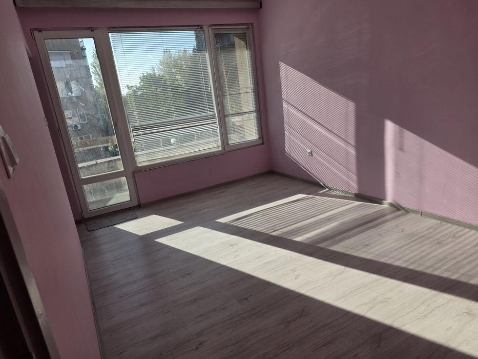 Продавам едностаен апартамент