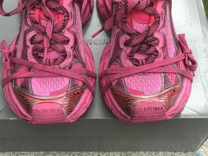 Balenciaga 3XL - Hot Pink/Black