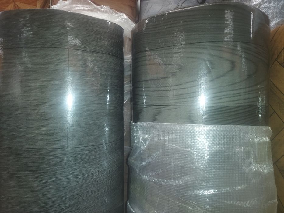 Linoleu  Gri 40 m patrati, 2m lat x 20 m lungime, obiect de Arta și co