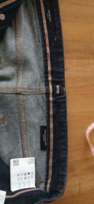 Blugi Hugo Boss ,32 slim fit