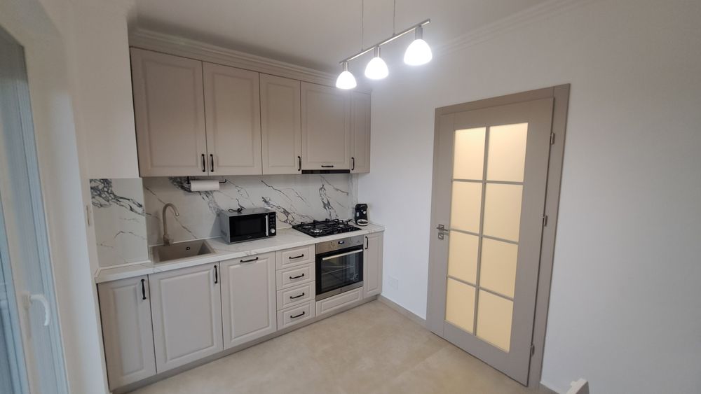 Închiriez Apartament 2 camere!