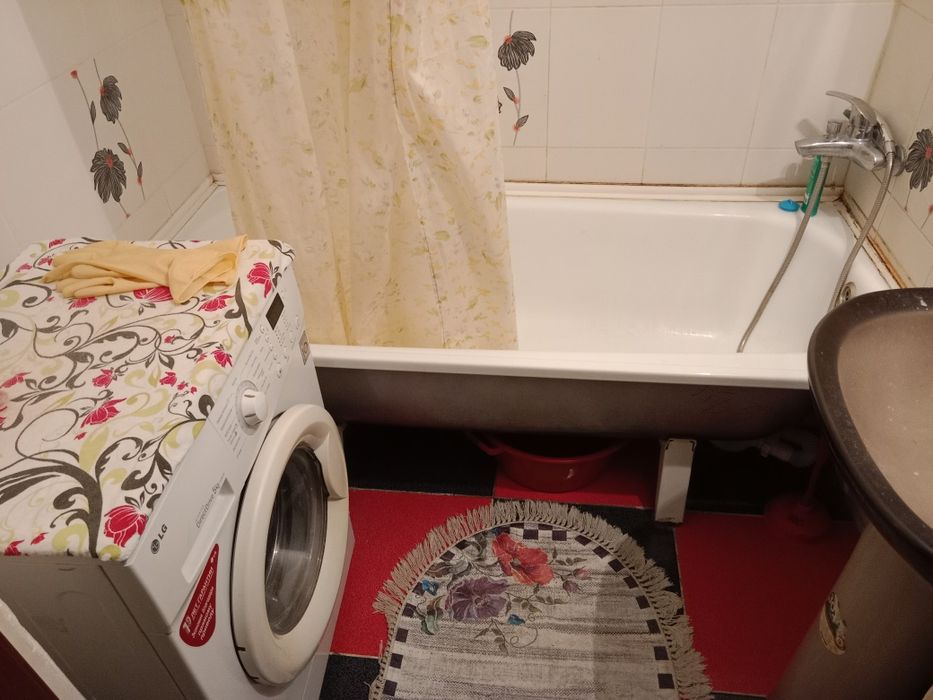 Продам 2 комнатную квартиру