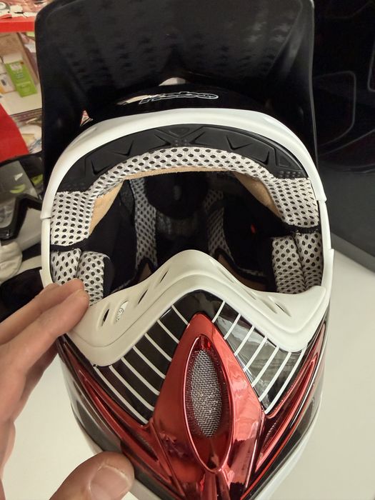 Hebo Carbon Motocross карбонова каска 1100г за крос Xl-61