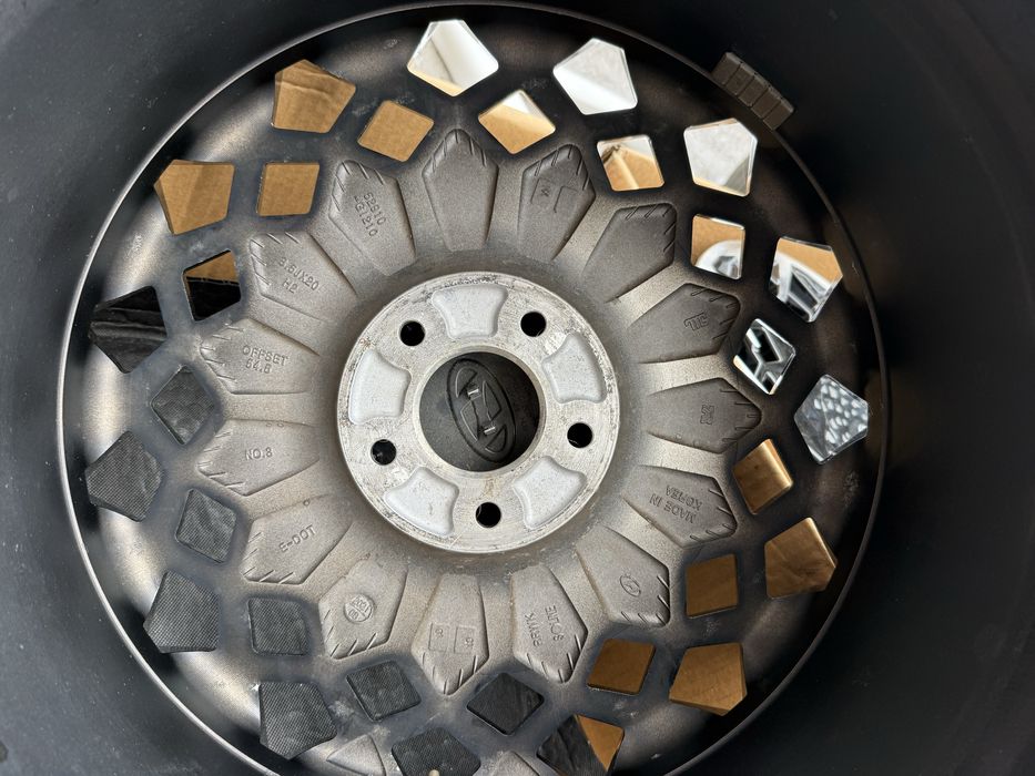 Диски оригинал хундай 4шт