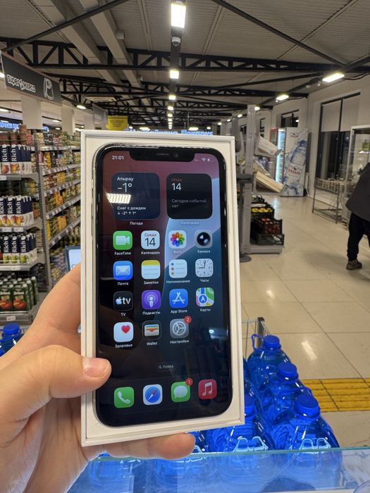 Айфон 11 128гб емкость 85%