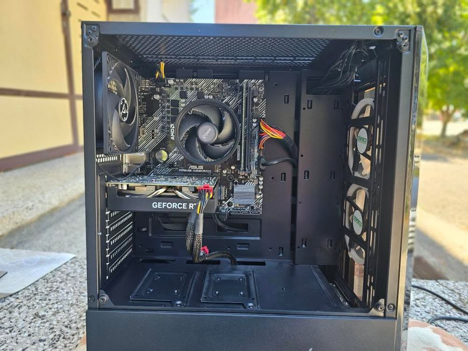 Настолен геймърски компютър