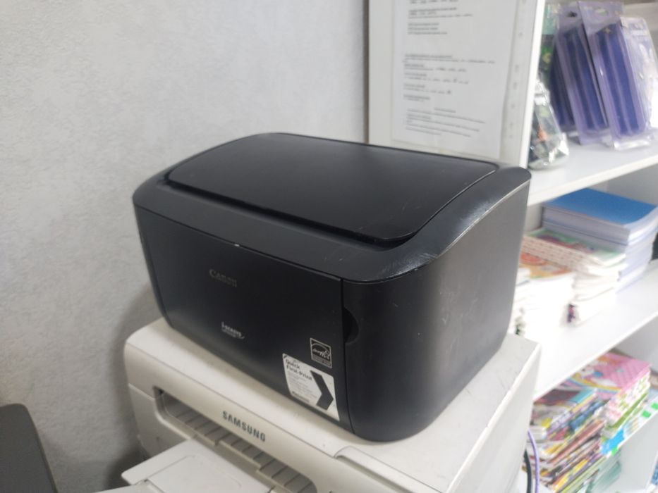 Продается принтер canon LBP6030b