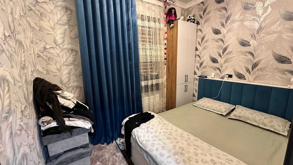 2 хона килинган+подвалиниям уй килган квартира сотилади 5 микрн