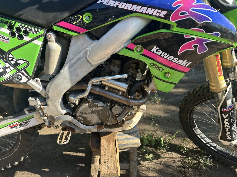 Cross  Kavasaki 250cc