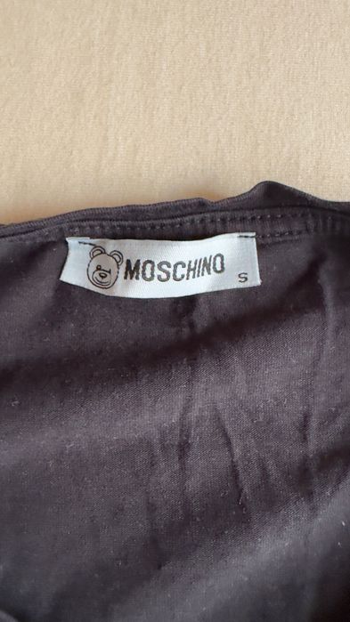 Черна тениска MOSCHINO с мече – стилен дамски модел
