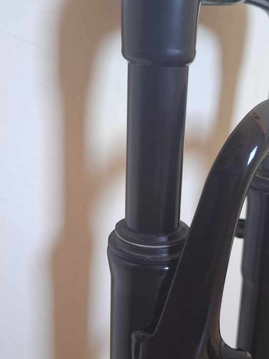 Цена по договаряне! Rock Shox Вилка 26 27.5 Колело за Велосипед