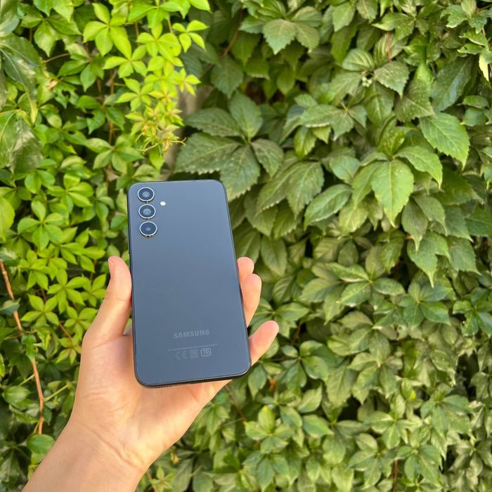 Samsung galaxy A54 5g ideal