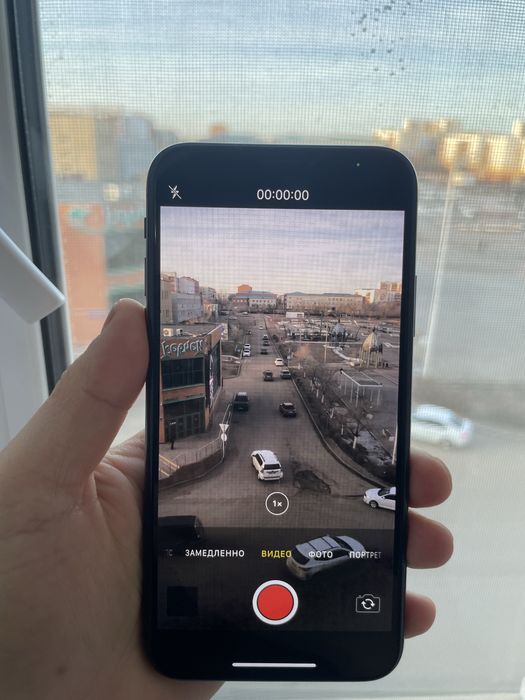 Продам iphone X 64гб