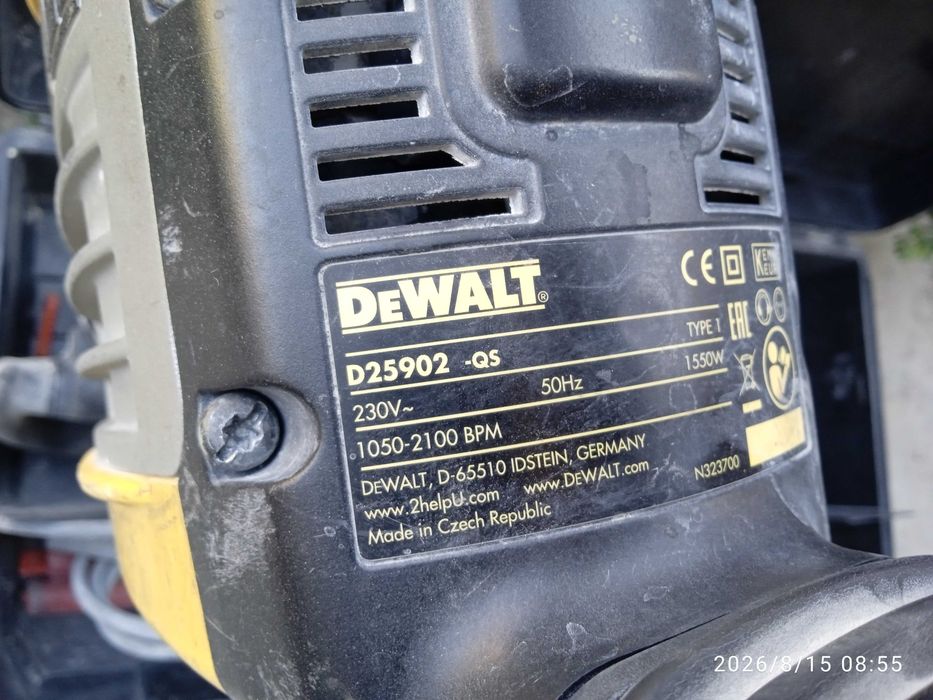 Сотилади Dewalt отбойный молоток