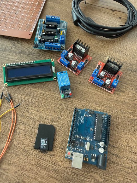 Diverse electronice mici (Arduino, SSD 240, SSHD 1TB, H bridge, hdmi)