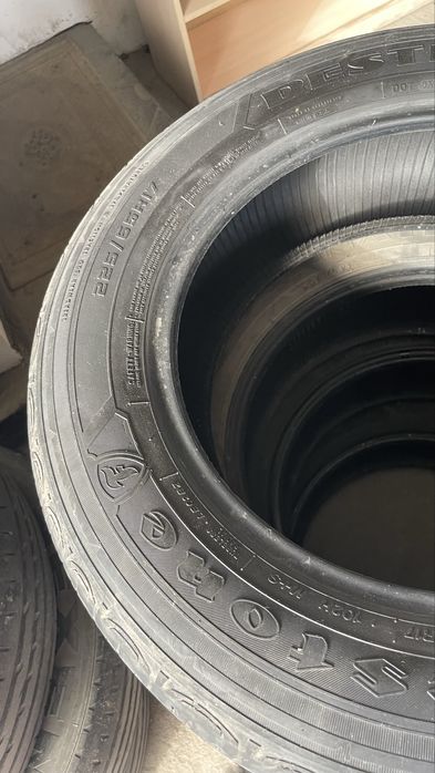 Продается шины лето