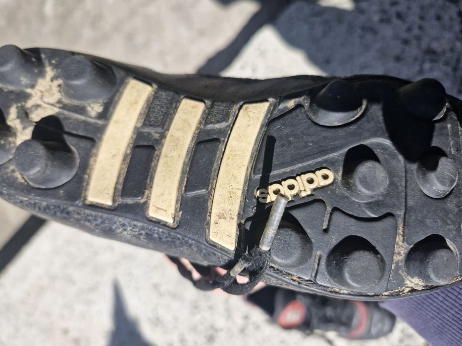 Pantofi de fotbal din piele Bayern Munchen