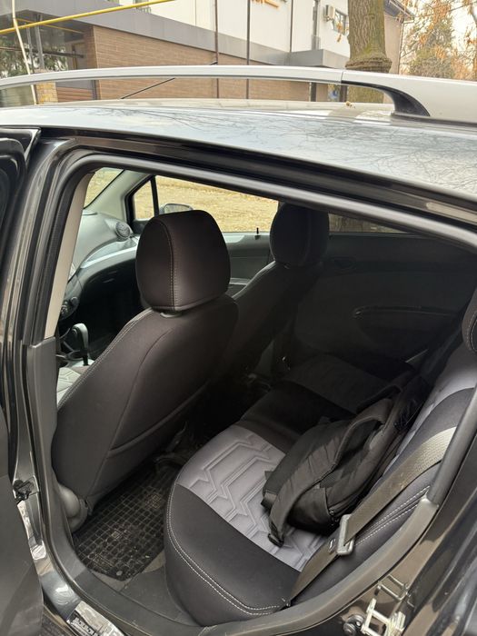 Продаётся Chevrolet Spark AT (автомат)