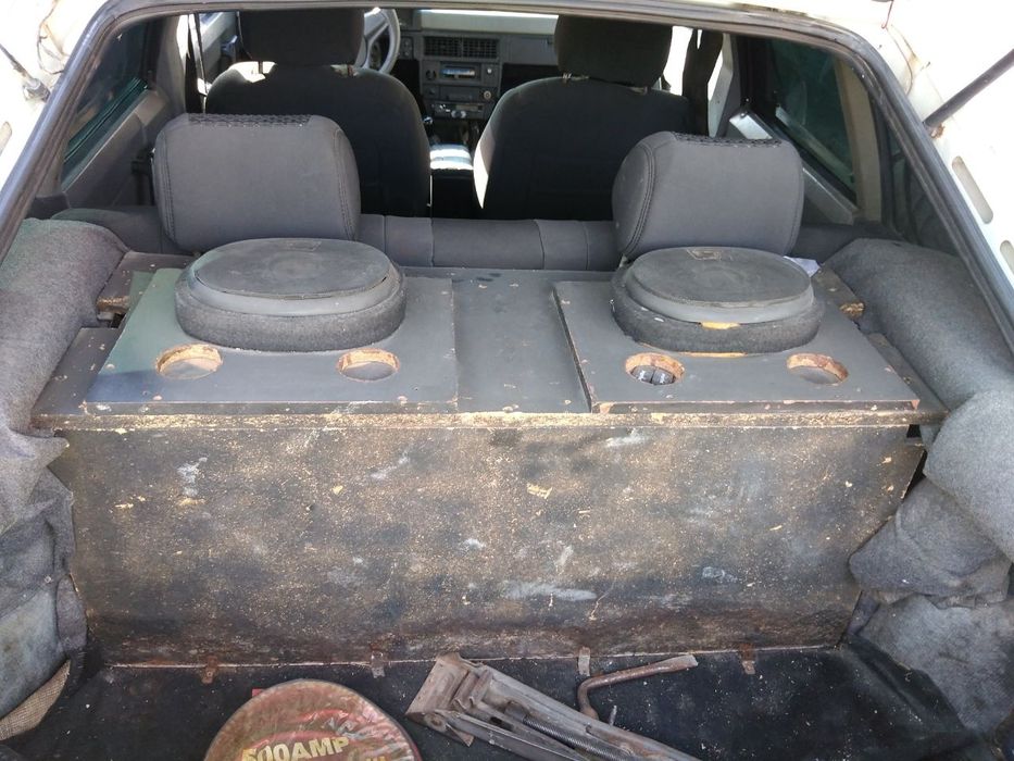 Maskvich 2141 sotiladi