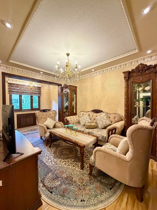 Чиланзар -7 кв 2/3/4. 50м2 Срочно Продам квартиру срочно
