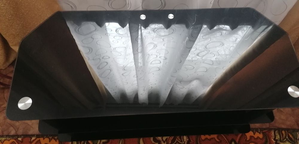 Подставка под ТВ