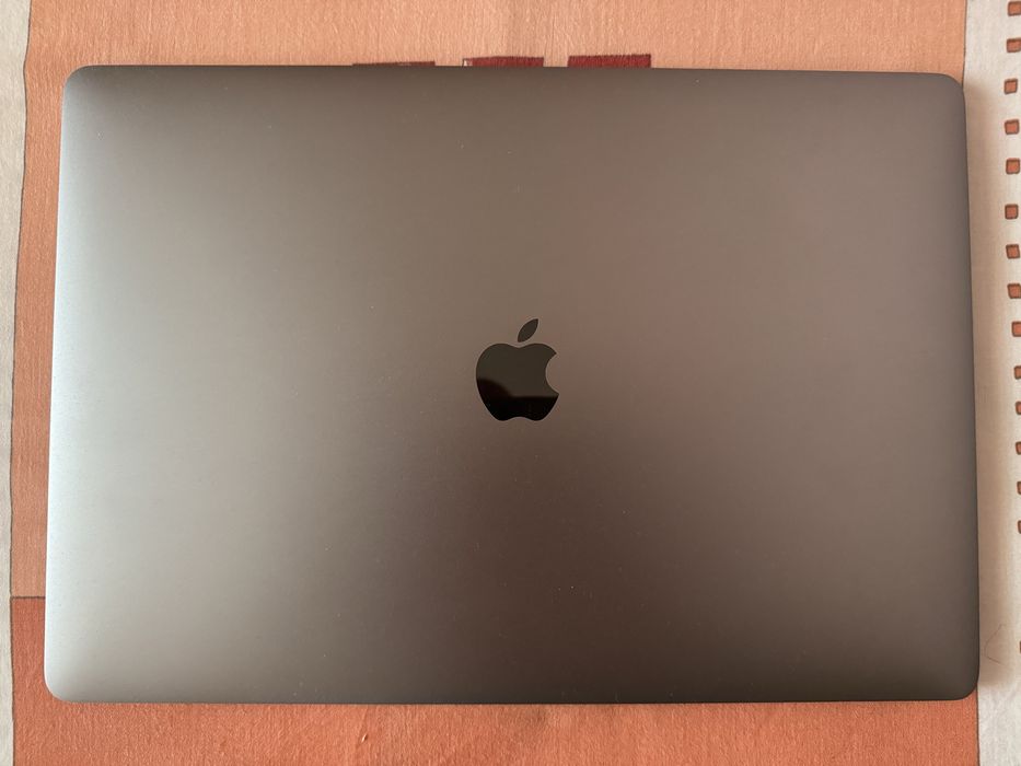 Laptop MacBook Pro I9.