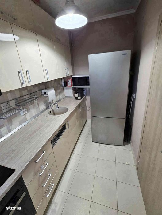 Vânzare apartament 2 camere, etaj 10/12 (2016) + garaj subteran -1