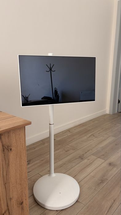 Напольный сенсорный планшет (Smart Display)