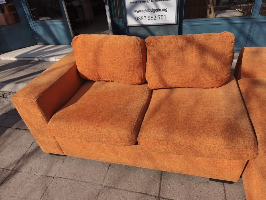 Ъглов диван с функция сън