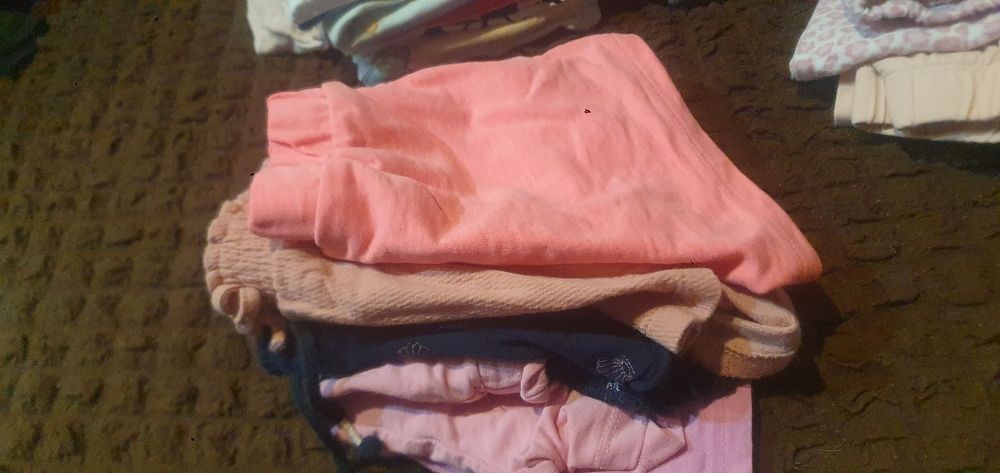 Lot haine fete 4-6 ani