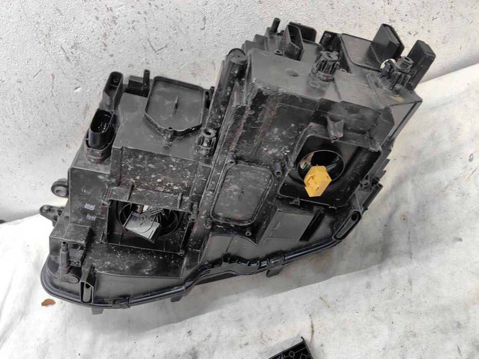 Оригинален фар Vw Tiguan Full Led