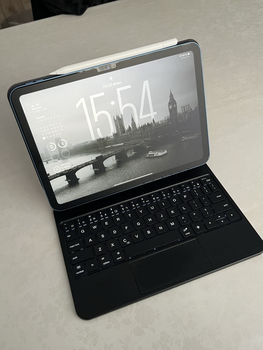 Клавиатура для iPad + Pencil