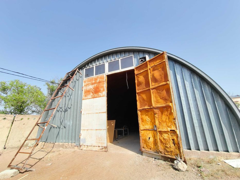 Промбазу, склады. Конаев