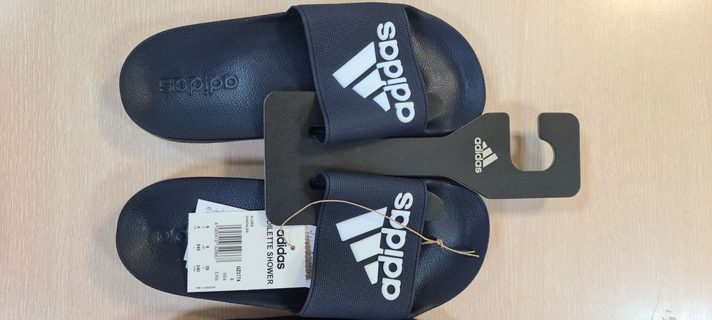 Чехли Адидас оригинални