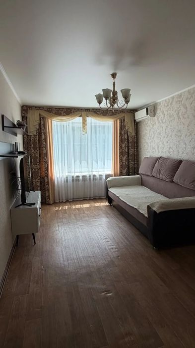 Сдам двухкомнатную квартиру на длительный срок