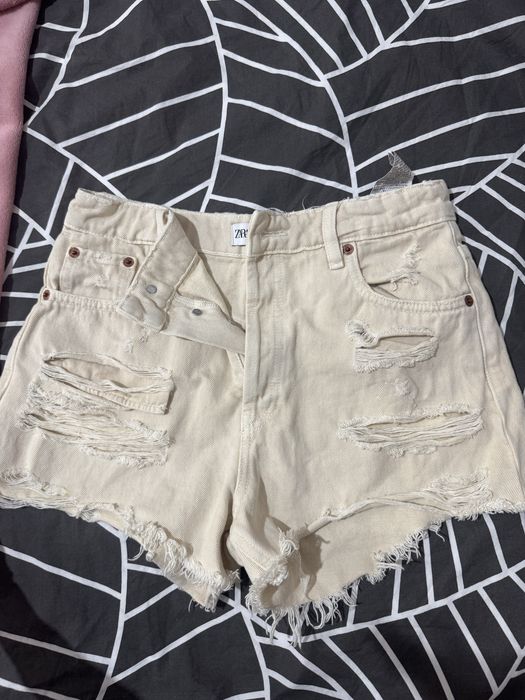 Къси гащи Zara