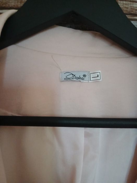 Дамско яке сребристо и сако Deska L