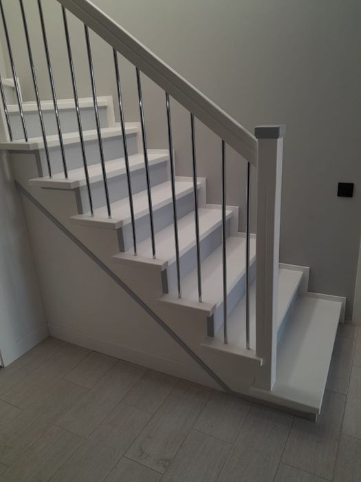 Лестницы из натурального дерева