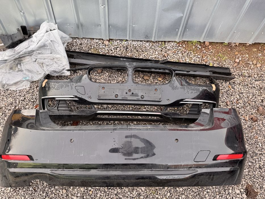 Продавам предна и задна броня за Бмв F30/F31!