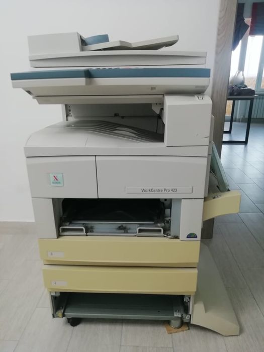Продам принтер Xerox