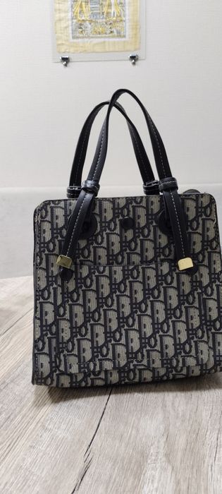 Сумки, на выход и на повседневную носку