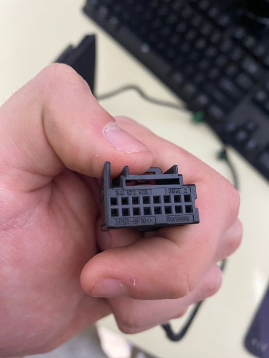 Oglindă stânga geam GOLF 6