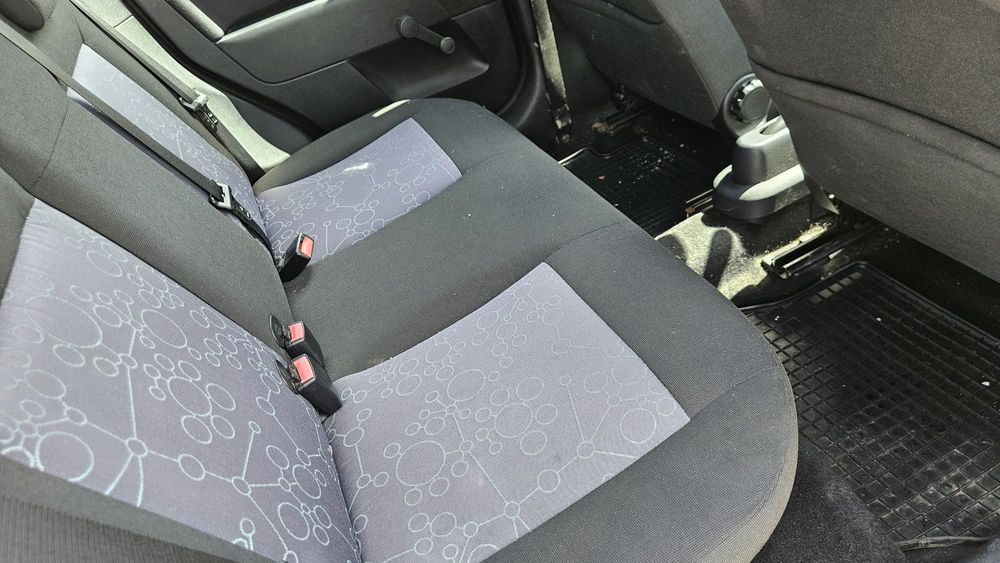 Ford Fiesta 1.4i 2007 Proprietar